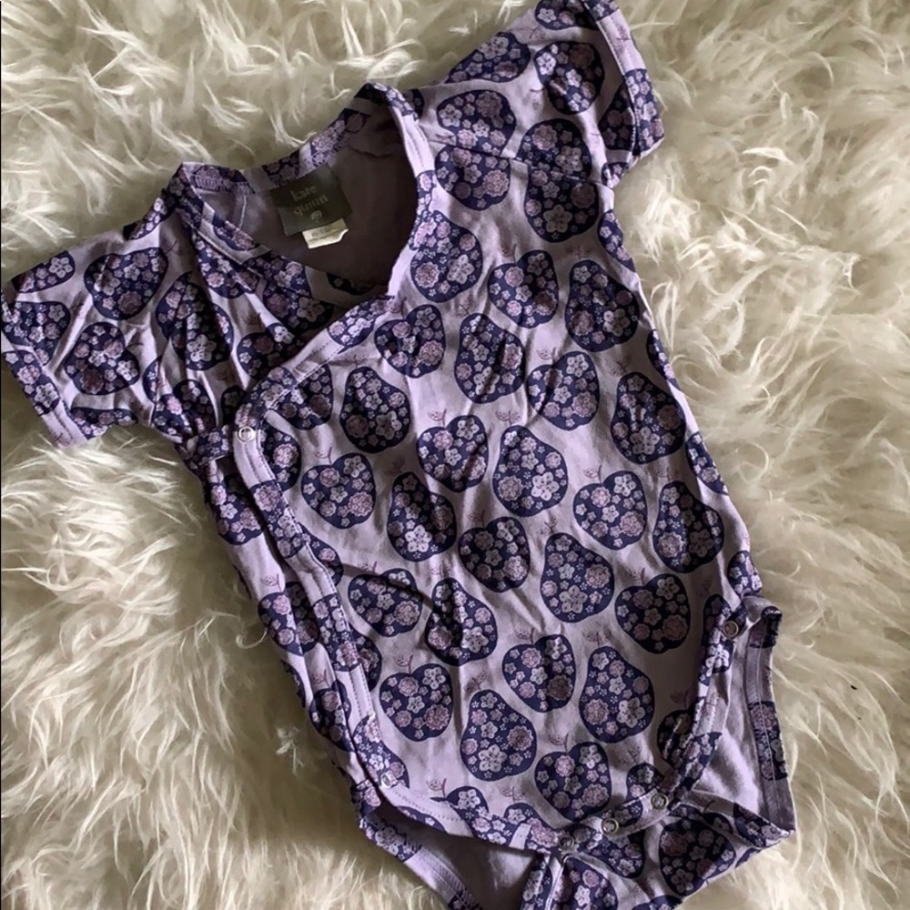 Kate Quinn Onsie